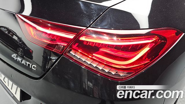 Mercedes-Benz CLA-Class CLA250 4MATIC