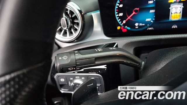 Mercedes-Benz CLA-Class CLA250 4MATIC