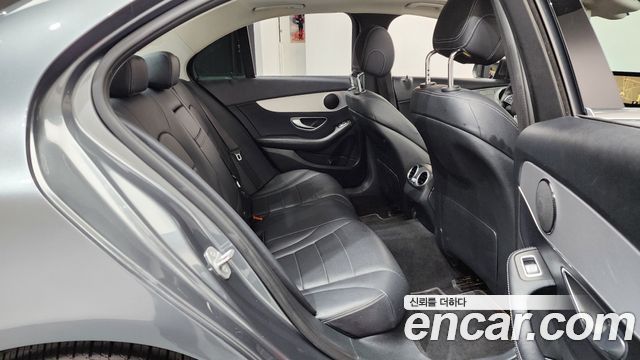 Mercedes-Benz C-Class C200 Avantgarde