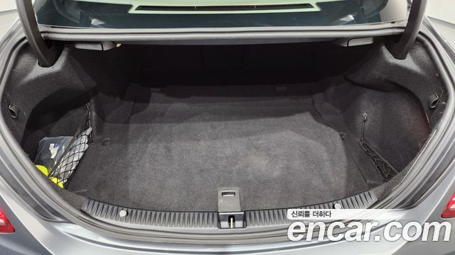 Mercedes-Benz C-Class C200 Avantgarde