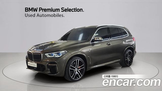BMW X5 M50i