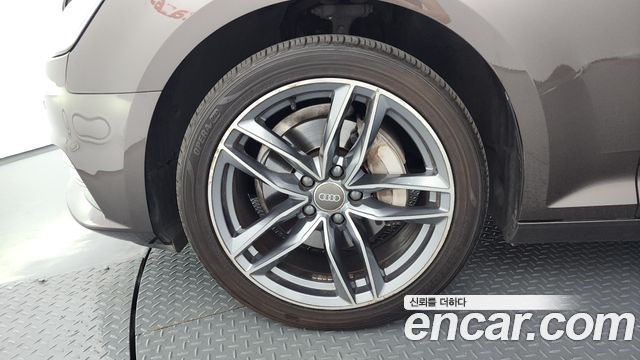 Audi A4 35 TDI Premium