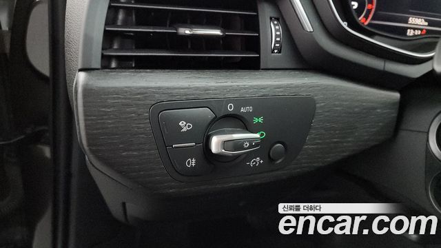 Audi A4 35 TDI Premium