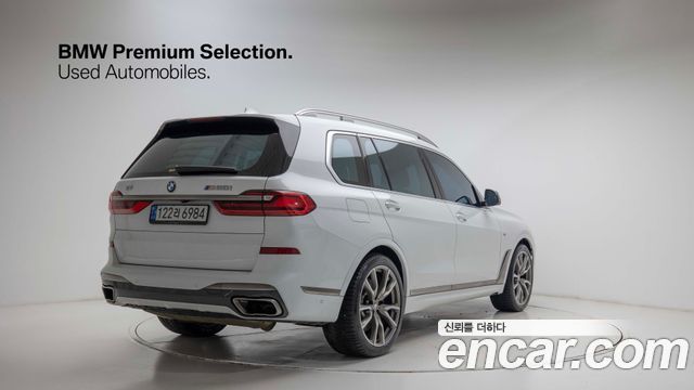 BMW X7 M50i 6STR