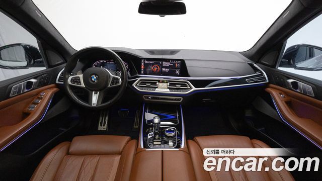 BMW X7 M50i 6STR
