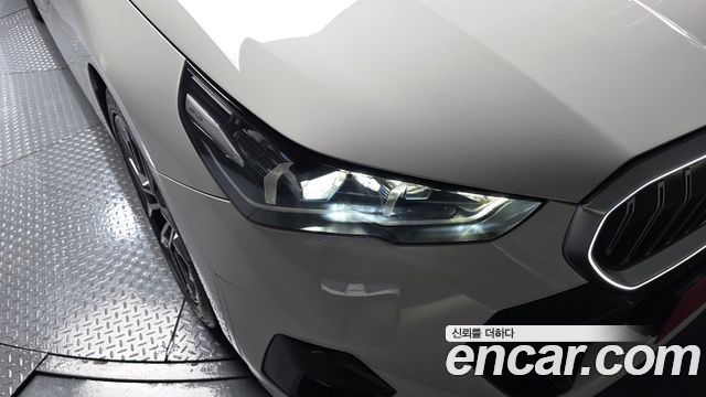 BMW 5-Series 520i M Sport