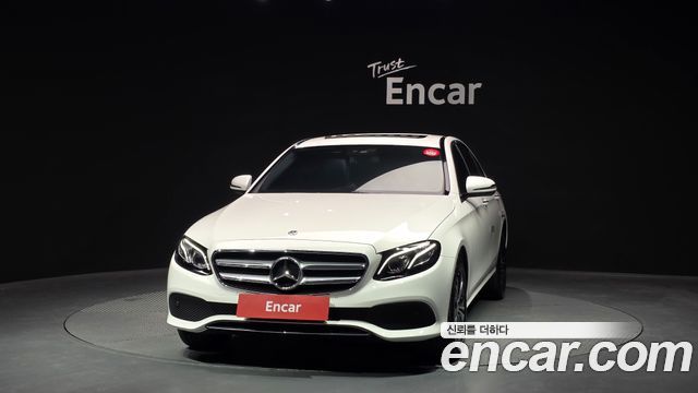 Mercedes-Benz E-Class E220d Avantgarde