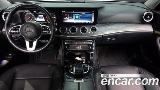 Mercedes-Benz E-Class E220d Avantgarde