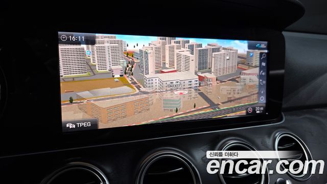 Mercedes-Benz E-Class E220d Avantgarde