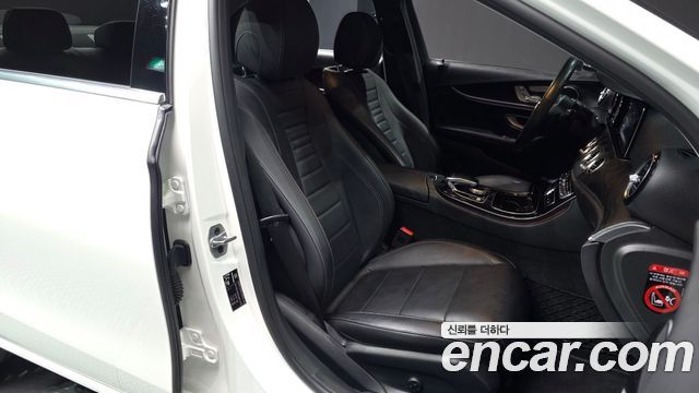 Mercedes-Benz E-Class E220d Avantgarde