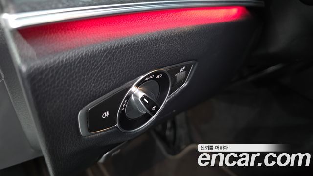 Mercedes-Benz E-Class E220d Avantgarde