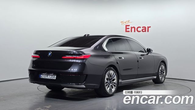 BMW 7-Series 740d xDrive Design Pure Excellence