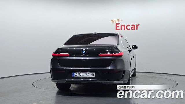BMW 7-Series 740d xDrive Design Pure Excellence