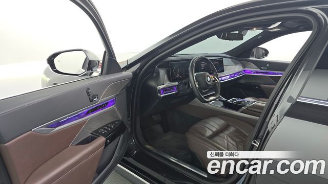 BMW 7-Series 740d xDrive Design Pure Excellence