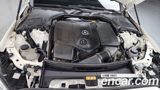 Mercedes-Benz C-Class C300 4MATIC Avantgarde