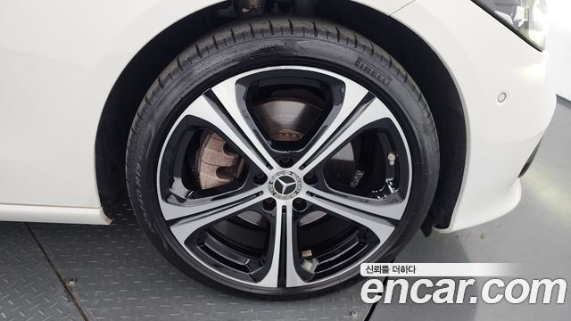Mercedes-Benz C-Class C300 4MATIC Avantgarde