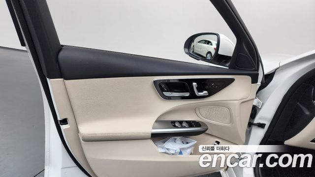 Mercedes-Benz C-Class C300 4MATIC Avantgarde
