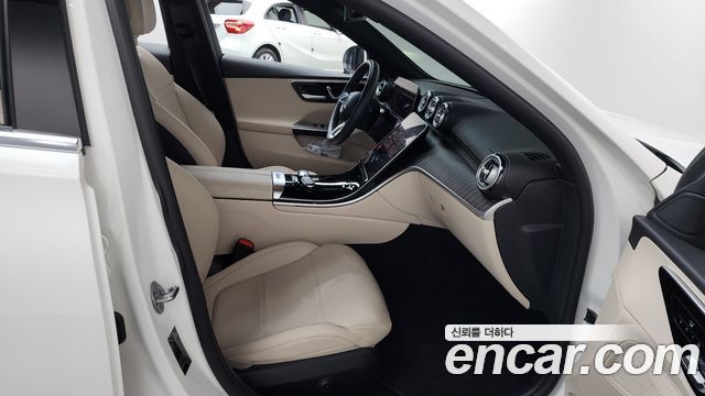Mercedes-Benz C-Class C300 4MATIC Avantgarde