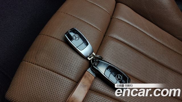 Mercedes-Benz E-Class E400 Cabriolet