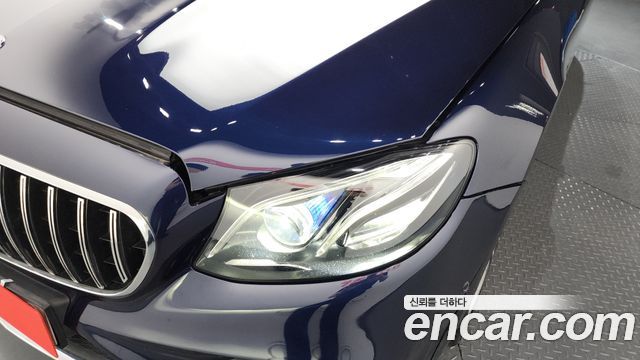 Mercedes-Benz E-Class E400 Cabriolet