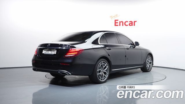 Mercedes-Benz E-Class E220d 4MATIC Avantgarde