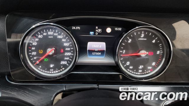 Mercedes-Benz E-Class E220d 4MATIC Avantgarde