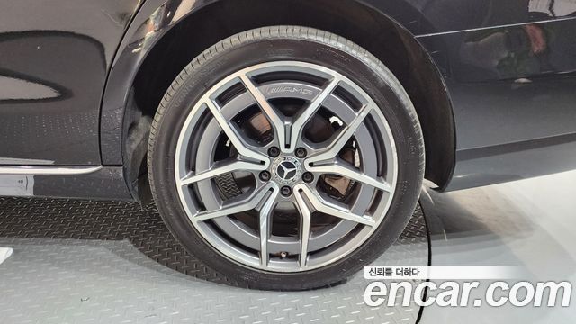 Mercedes-Benz E-Class E220d 4MATIC Avantgarde