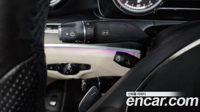 Mercedes-Benz E-Class E220d 4MATIC Avantgarde