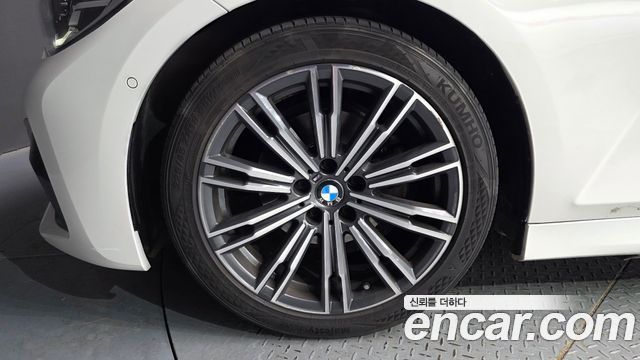 BMW 3-Series 320i M Sport
