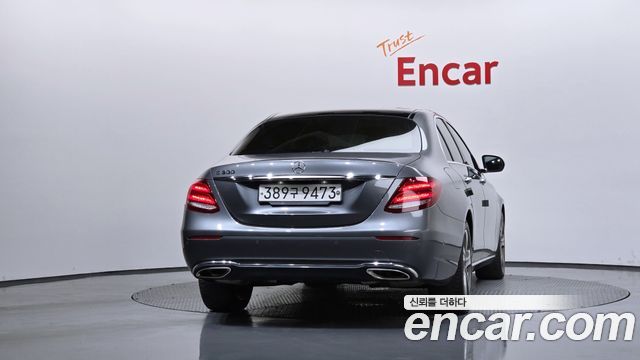Mercedes-Benz E-Class E300 Avantgarde