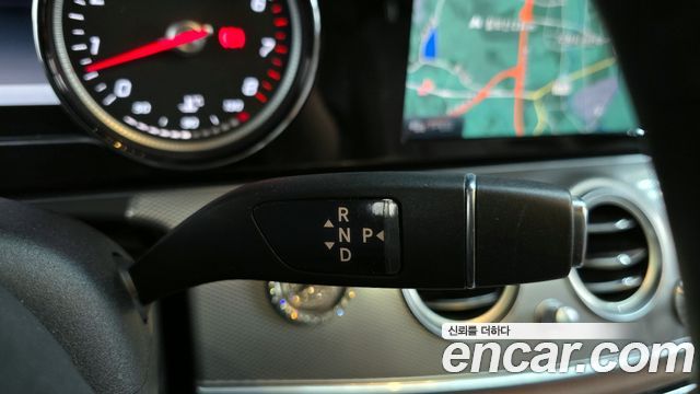 Mercedes-Benz E-Class E300 Avantgarde