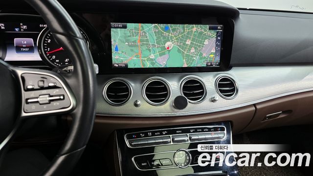 Mercedes-Benz E-Class E300 Avantgarde