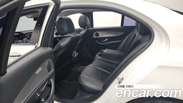 Mercedes-Benz E-Class E300 Avantgarde