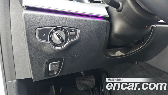 Mercedes-Benz E-Class E300 Avantgarde
