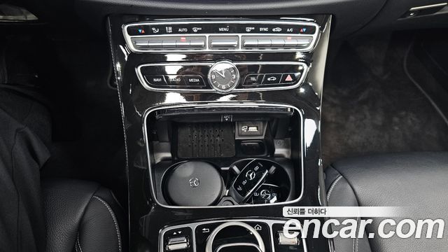 Mercedes-Benz E-Class E300 Avantgarde