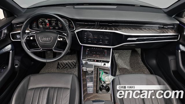 Audi A6 45 TFSI Premium