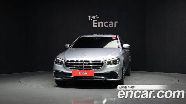 Mercedes-Benz E-Class E300e 4MATIC Exclusive