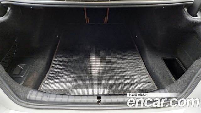 BMW 5-Series 520i Luxury