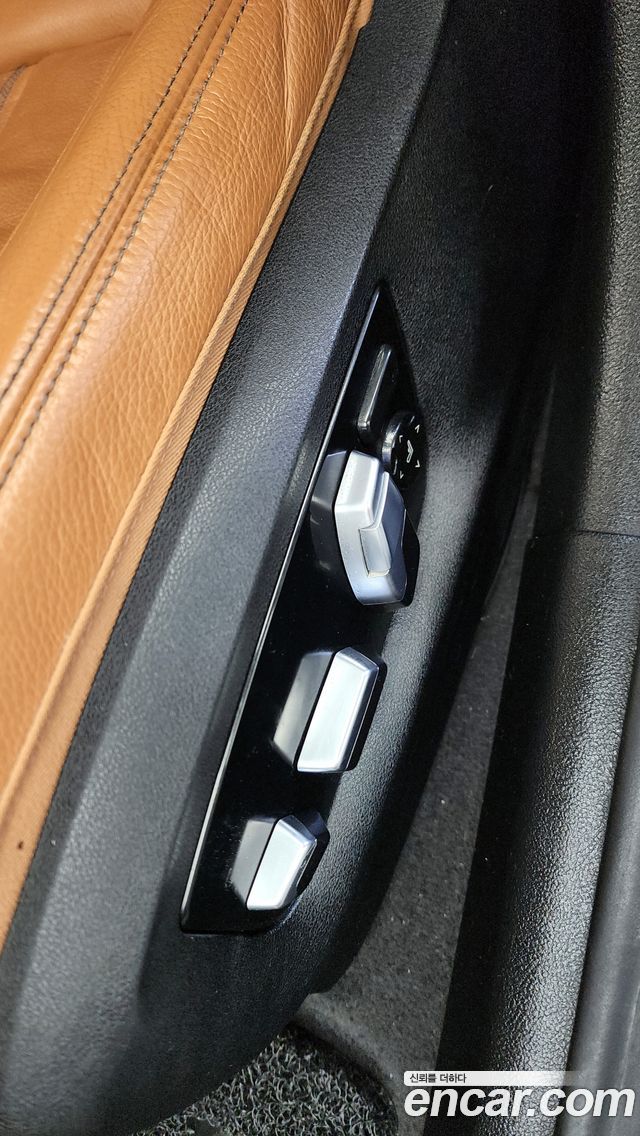 BMW 5-Series 520i Luxury