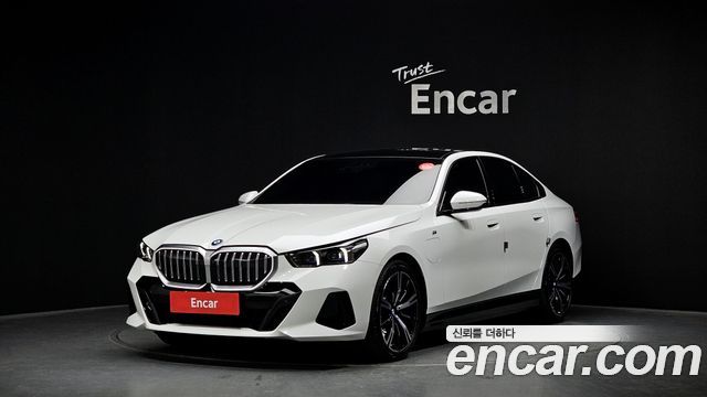 BMW 5-Series 530e M Sport