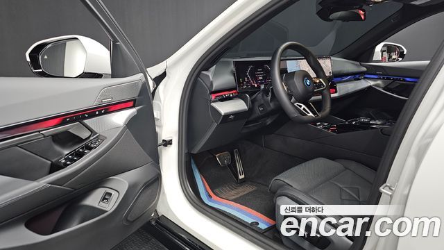 BMW 5-Series 530e M Sport