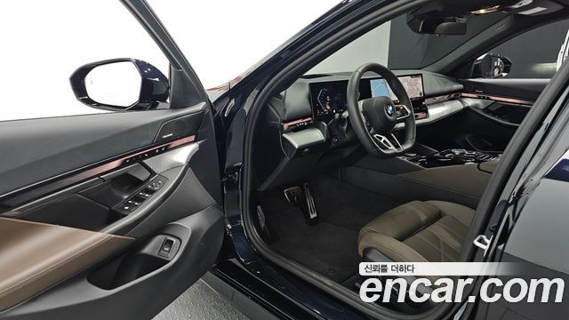 BMW 5-Series 520i M Sport