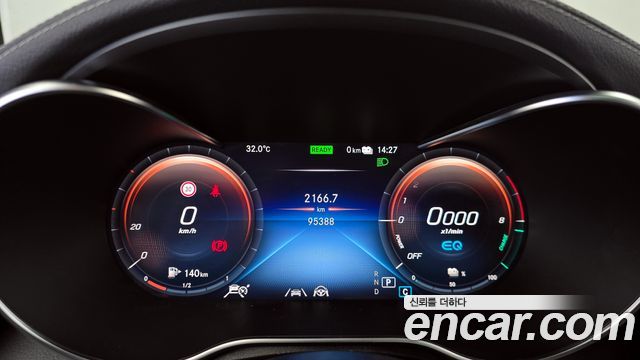 Mercedes-Benz GLC-Class GLC300e 4MATIC
