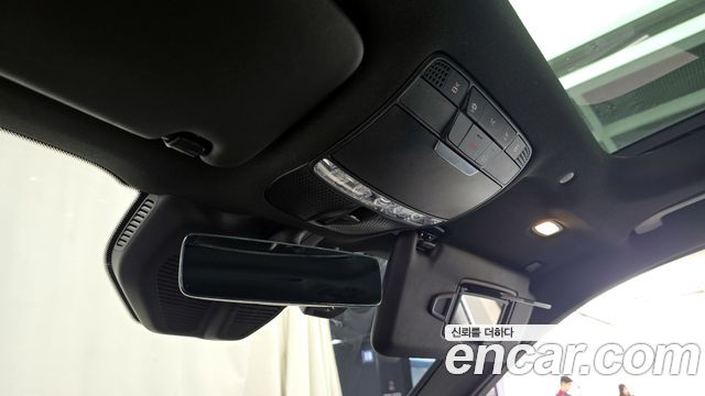 Mercedes-Benz GLC-Class GLC300e 4MATIC
