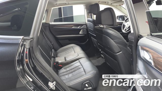 BMW Gran Turismo 640i xDrive Luxury