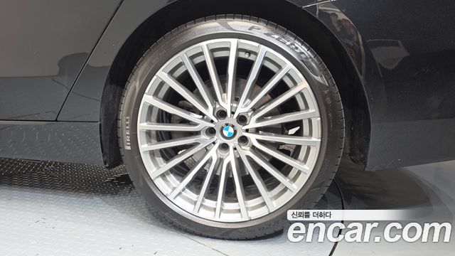 BMW Gran Turismo 640i xDrive Luxury