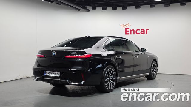 BMW 7-Series 740d xDrive M Sport