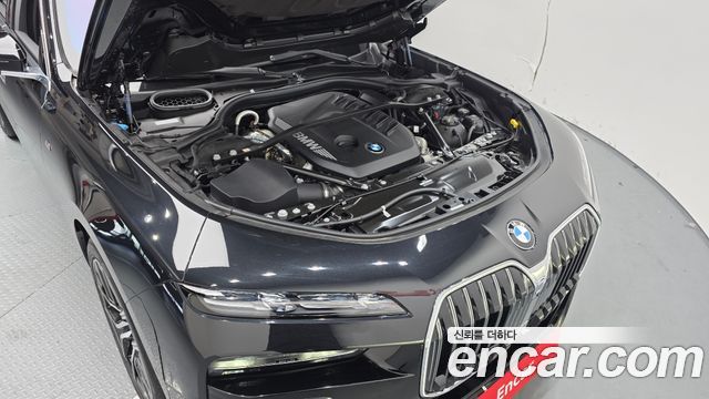 BMW 7-Series 740d xDrive M Sport