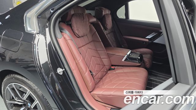 BMW 7-Series 740d xDrive M Sport