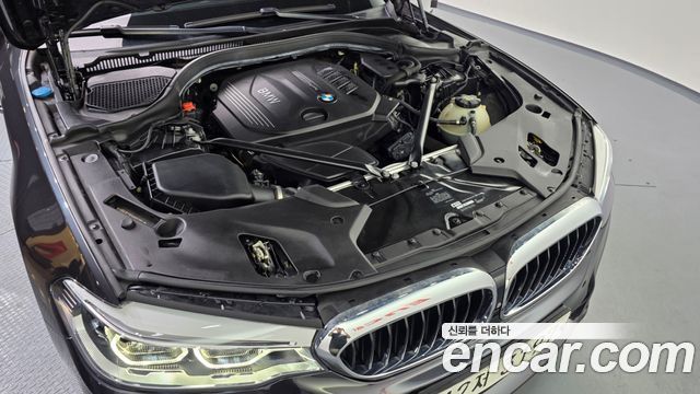 BMW 5-Series 520d M Sport Package Plus
